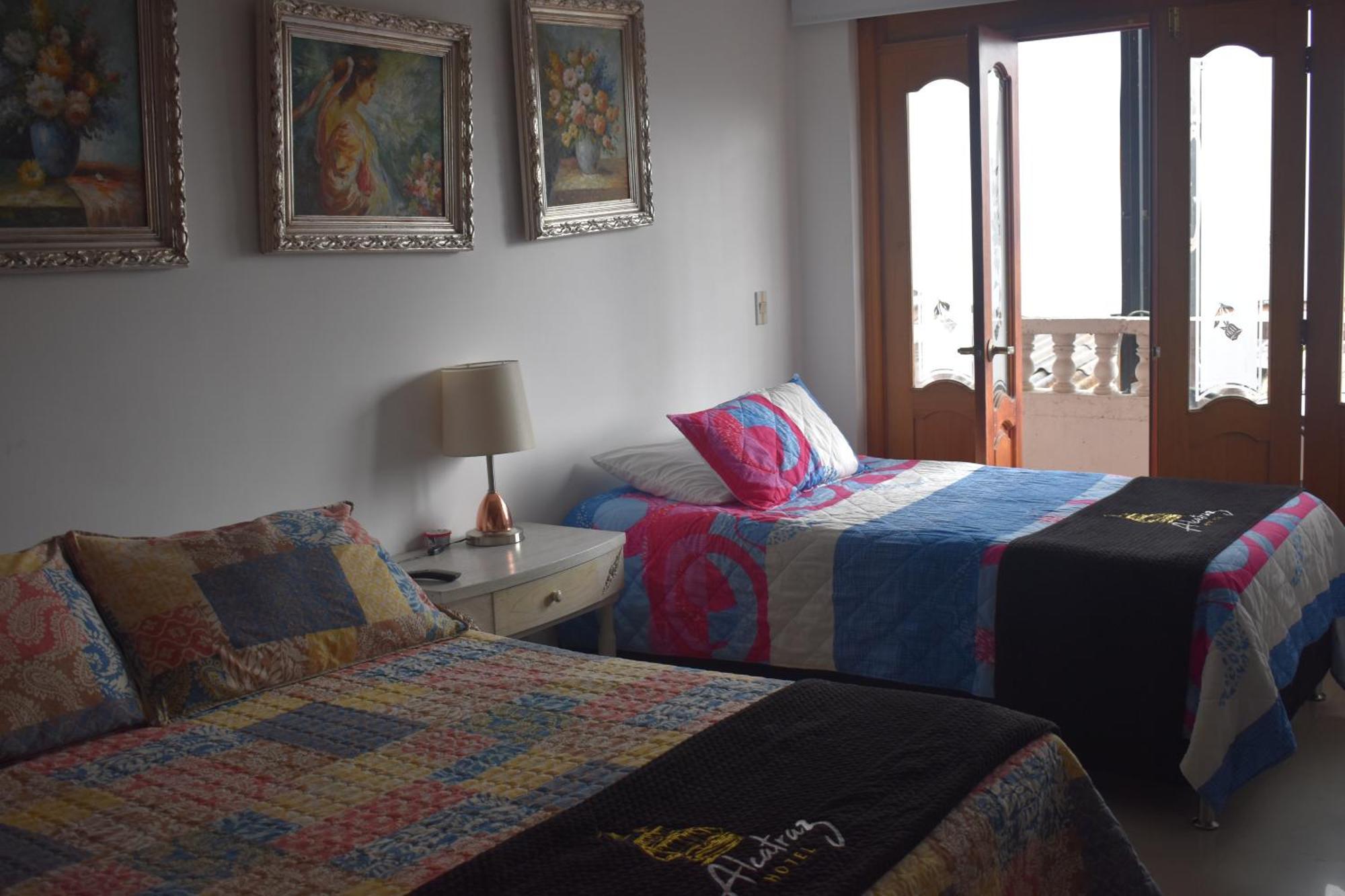Hotel Alcatraz Yarumal Rum bild
